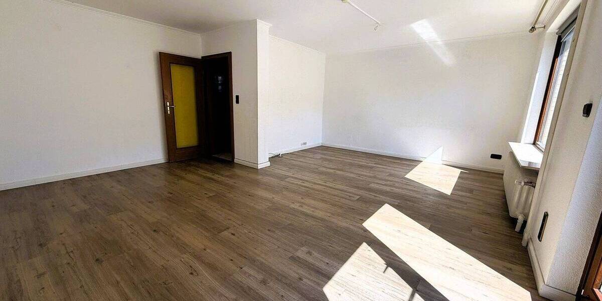 Mehrfamilienhaus, Wohnhaus Stelle - 4 Zimmer, 98 m&sup2;, 299.000&euro; | Angebot:26499913