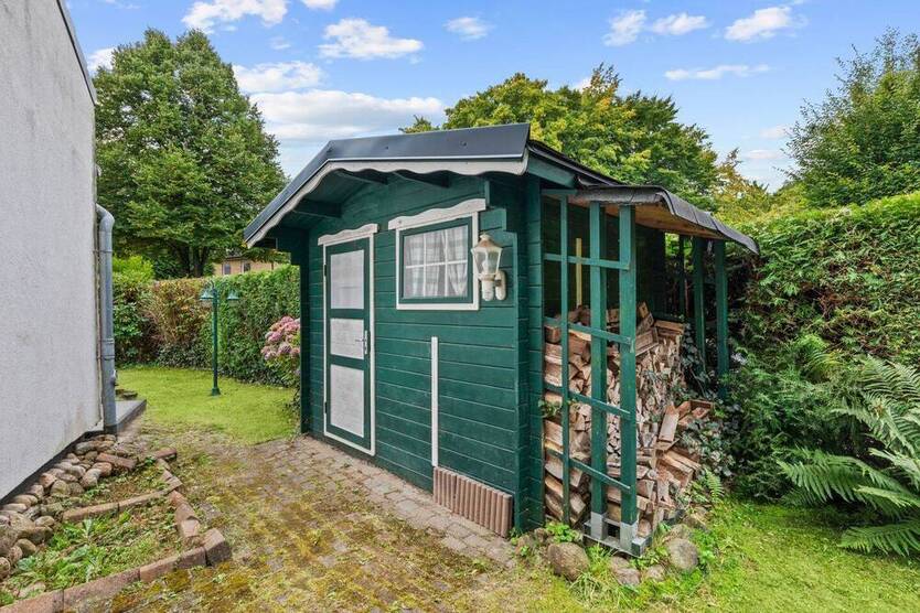 Reihenendhaus in idyllischer Stadtrandlage