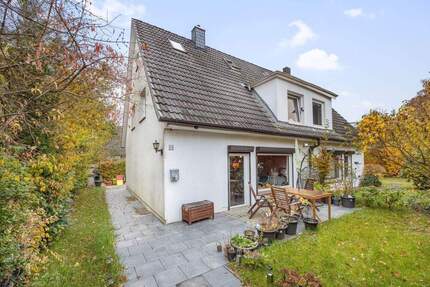 Familienfreundliche Doppelhaushälfte in Bestlage von Sülldorf 4 zimmer