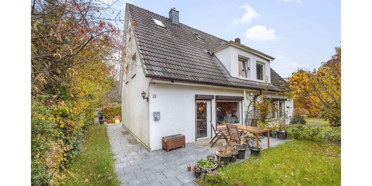 Familienfreundliche Doppelhaushälfte in Bestlage von Sülldorf 4 zimmer