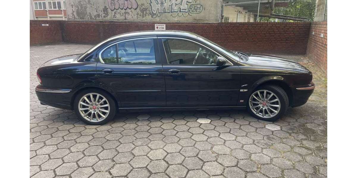Jaguar X-Type 185.500 km 3.600 &euro; Hamburg, Freie und Hansestadt 20253