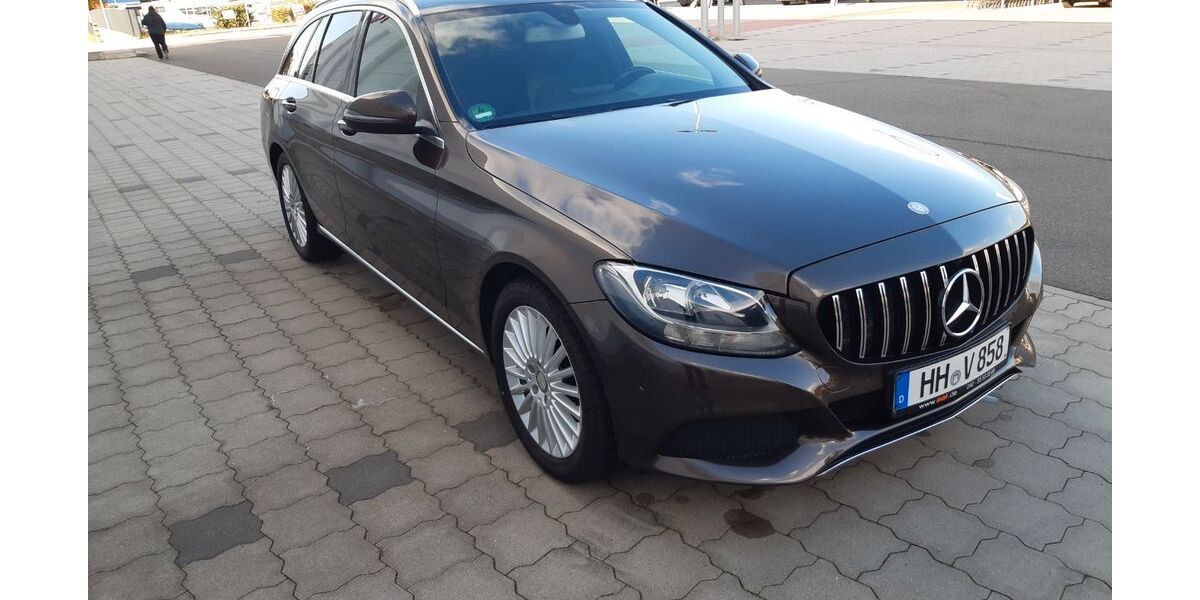 Mercedes-Benz 200 177.000 km 13.999 &euro; Hamburg 21147