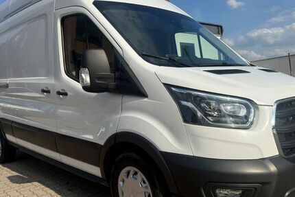 Ford Transit 192.000 km 16.595 &euro; Hamburg 20537