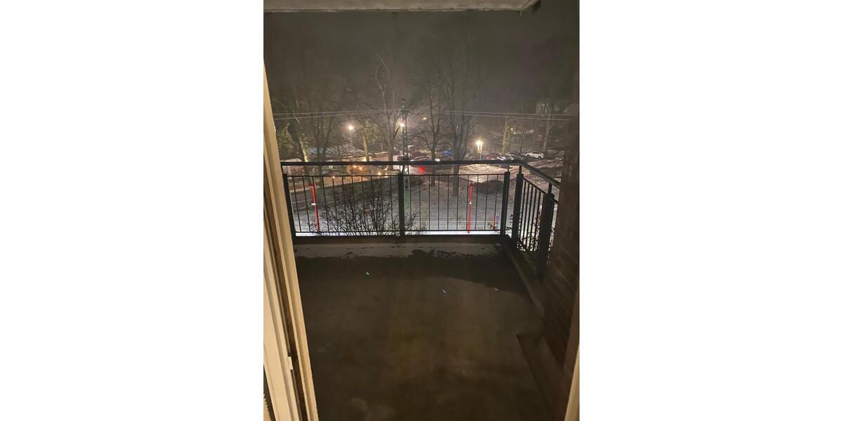 Etagenwohnung Hamburg Schnelsen - 5 Zimmer, 12 m&sup2;, 650&euro; | Angebot:25291528