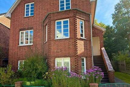 Haus Hamburg Finkenwerder - 5 Zimmer, 134 m&sup2;, 380.000&euro; | Angebot:25679380