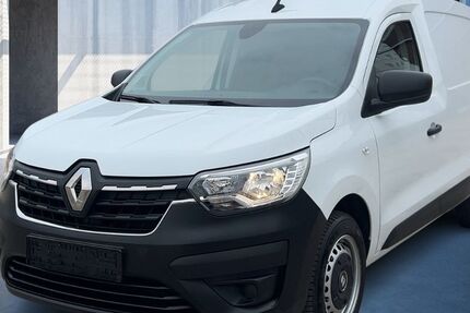 Renault Express 92.143 km 11.890 &euro; Hamburg 20537