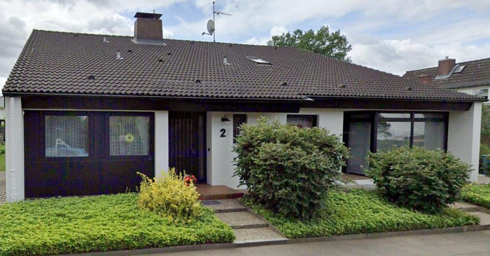 2 Generationen-Haus 806 qm² Wfl 280 qm² = 3.393 €qm² 8 zimmer