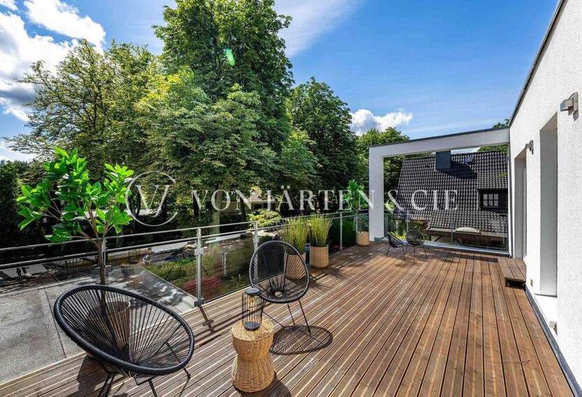 Design trifft Behaglichkeit - stilvolles Einfamilienhaus mit Garten und Dachterrasse! 4 zimmer