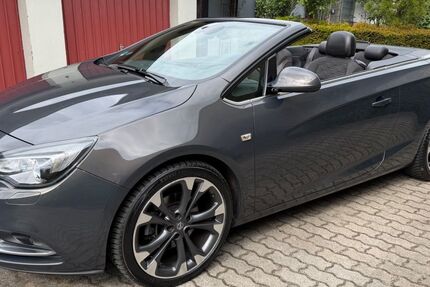 Opel Cascada 175.000 km 11.900 &euro; Hamburg 22395