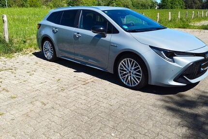 Toyota Corolla 79.000 km 22.499 &euro; Wedel 22880
