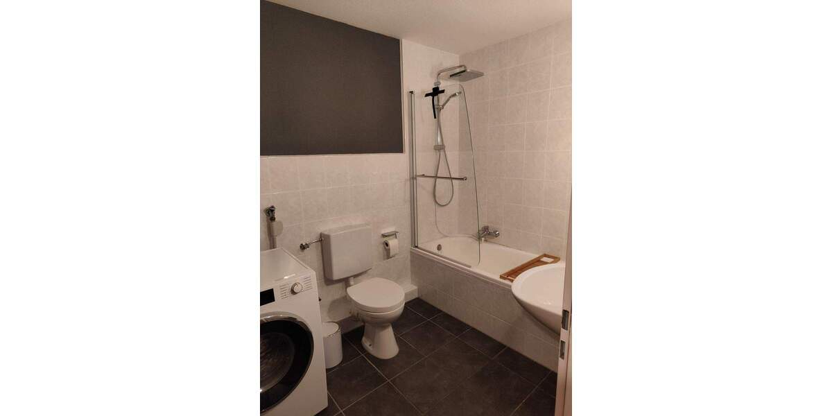 Etagenwohnung Glinde - 4 Zimmer, 95 m&sup2;, 1.295&euro; | Angebot:25703093