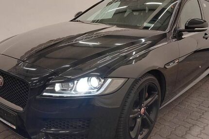 Jaguar XF 159.850 km 14.900 € Hamburg 22335