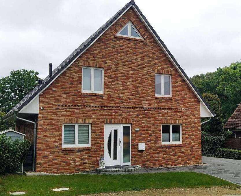 Haus zum Mieten in Prisdorf 1.850 € 170.3 m² 5 zimmer