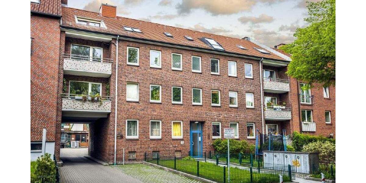 3,5-Zimmer-Wohnung mit Balkon in Top-Lage von Hamburg-Eimsbüttel - leerstehend 4 zimmer