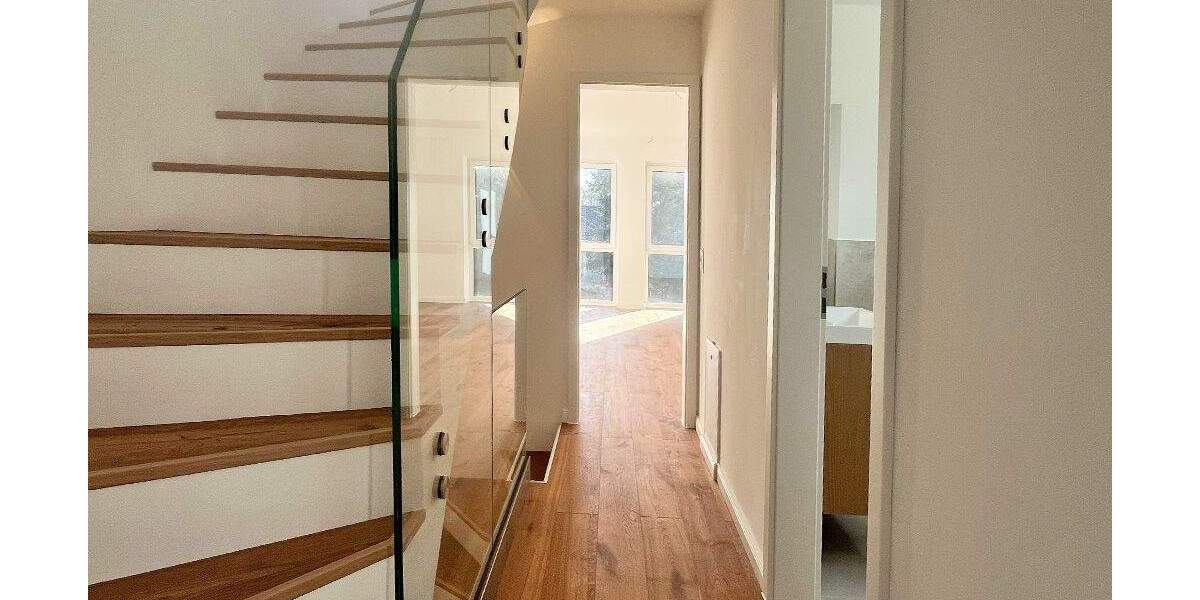 Neubau: Stadthaus in begehrter Lage von Meiendorf! 4 zimmer