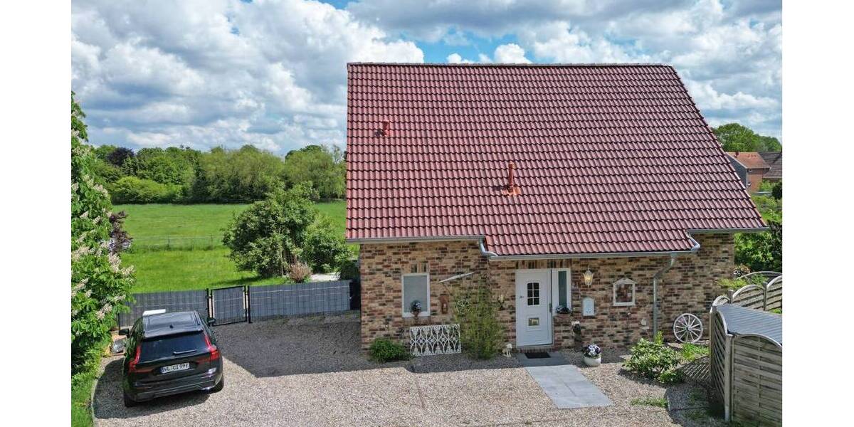 Einfamilienhaus Brackel - 4 Zimmer, 118 m&sup2;, 535.000&euro; | Angebot:26702666