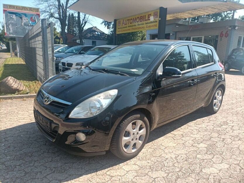 i20