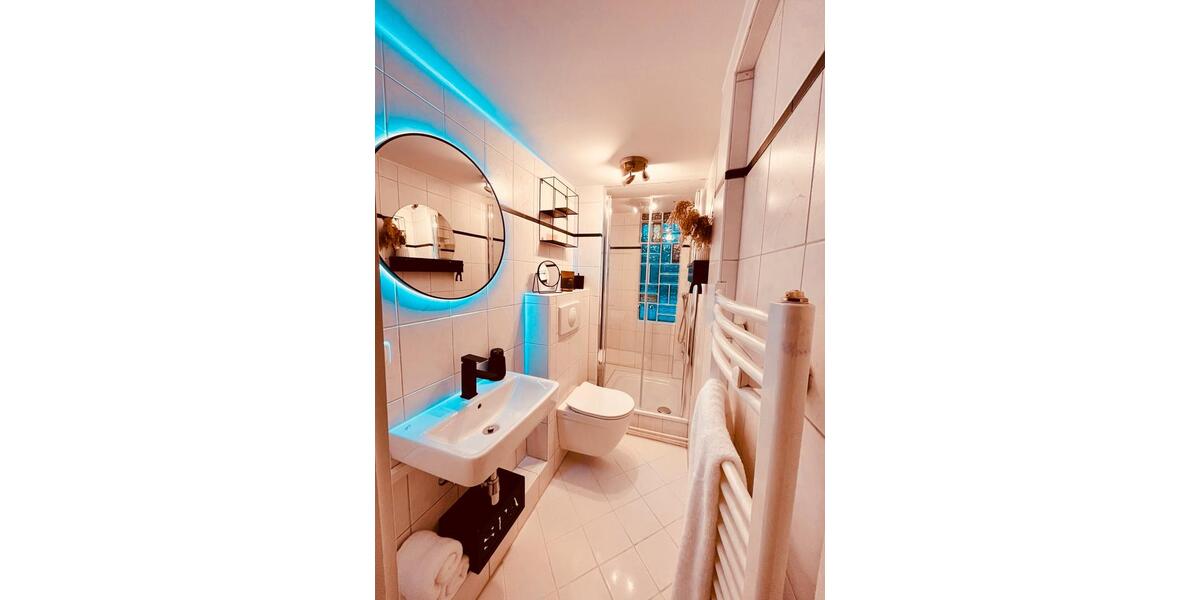 Etagenwohnung Hamburg Altona-Nord - 2 Zimmer, 50 m&sup2;, 1.350&euro; | Angebot:26269167