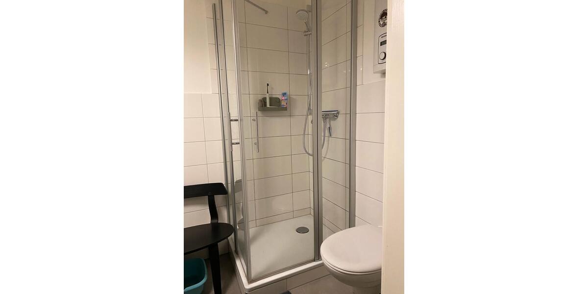 Erdgeschoßwohnung Hamburg Sternschanze - 2 Zimmer, 40 m&sup2;, 100&euro; | Angebot:26091678