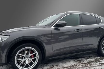 Alfa Romeo Stelvio 72.150 km 25.990 &euro; Hamburg 22391