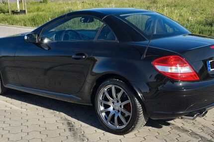Mercedes-Benz SLK 280 222.000 km 7.750 € Rosengarten 21224