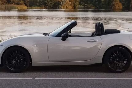 Mazda MX-5 49.300 km 21.600 € Hamburg 21035