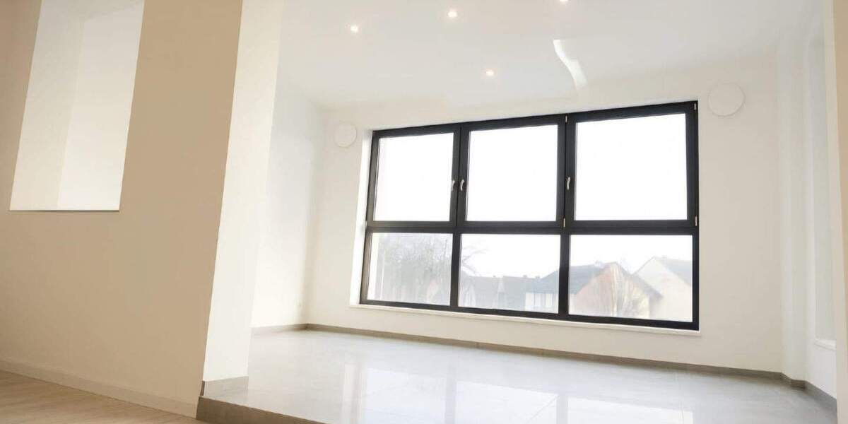 Großzügige Loftwohnung im ehemaligen Kino mit 2 Zimmern, Fahrstuhl und guter Infrastruktur 2 zimmer