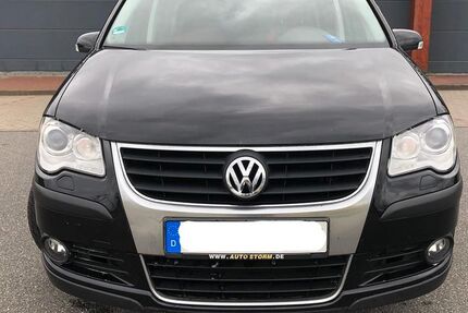 VW Touran 272.000 km 2.690 &euro; Hamburg 20097