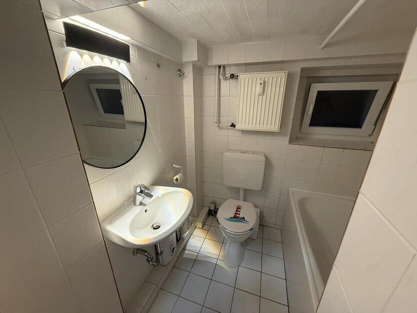 Ab 01.12. 2 Zimmer Whg in 21031 HH Lohbruegge zimmer