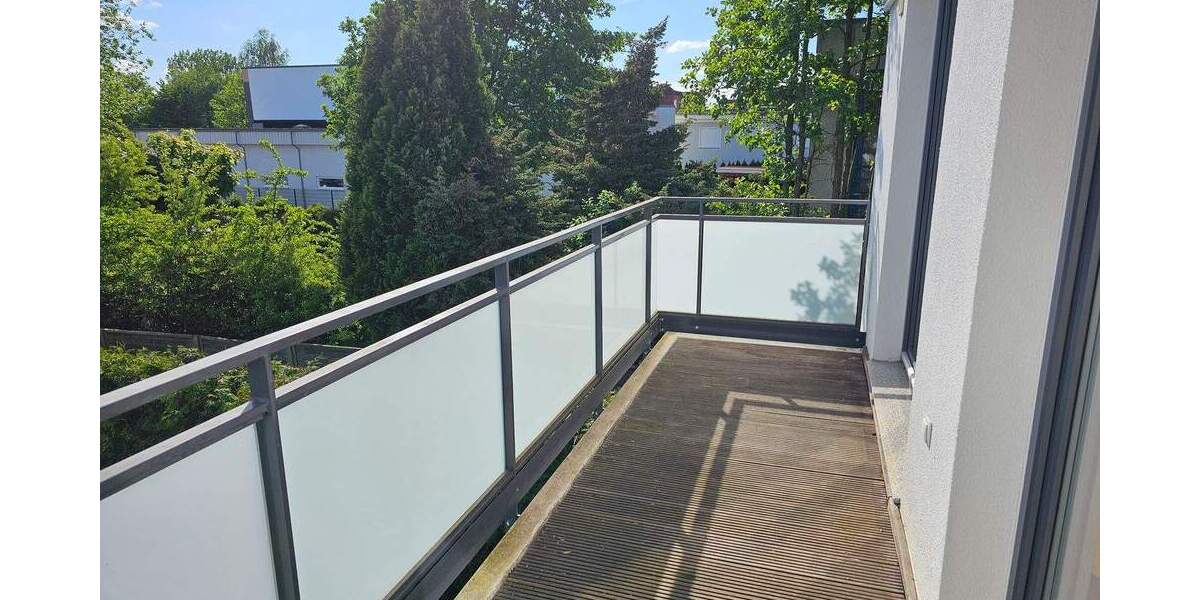 Etagenwohnung Hamburg Bergedorf - 3 Zimmer, 98 m&sup2;, 1.999&euro; | Angebot:25699104