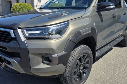 Toyota Hilux 123.000 km 36.900 &euro; Hamburg 20535