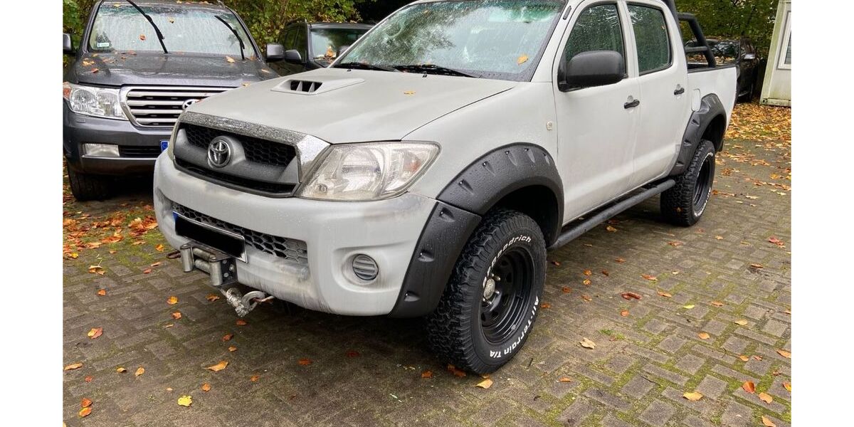 Toyota Hilux 195.600 km 11.400 &euro; Hamburg 20535