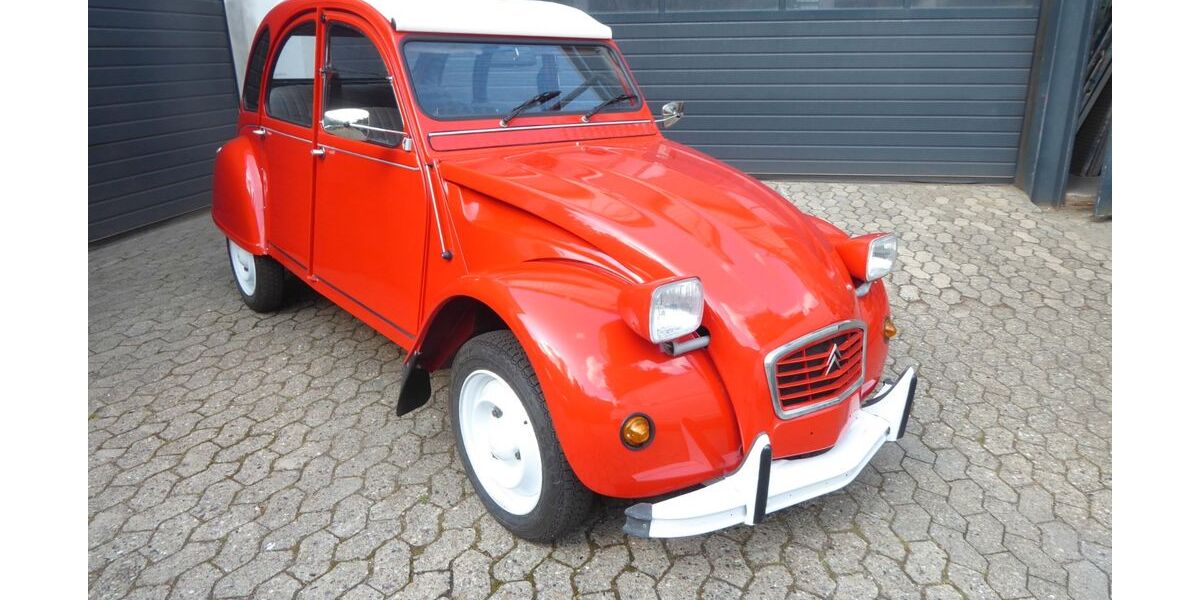 Citroen 2 CV 82.878 km 11.950 &euro; Hamburg 22761