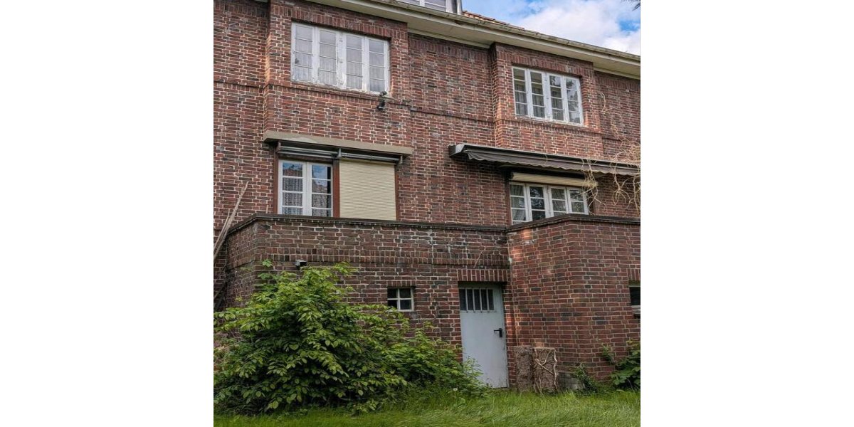 Mehrfamilienhaus, Wohnhaus Hamburg Bergedorf - 8 Zimmer, 250 m&sup2;, 225.000&euro; | Angebot:27168340