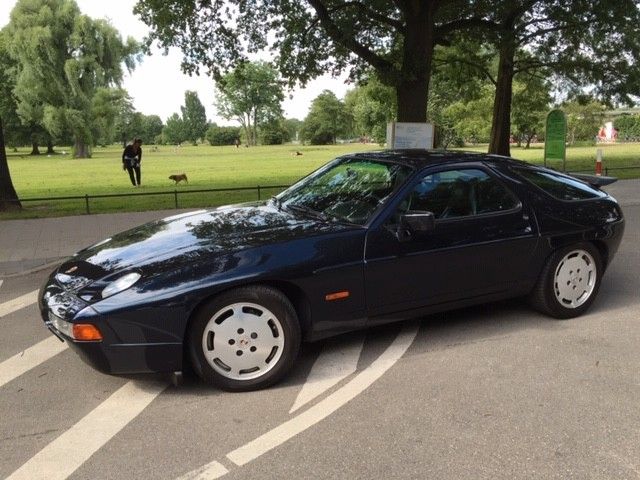 928