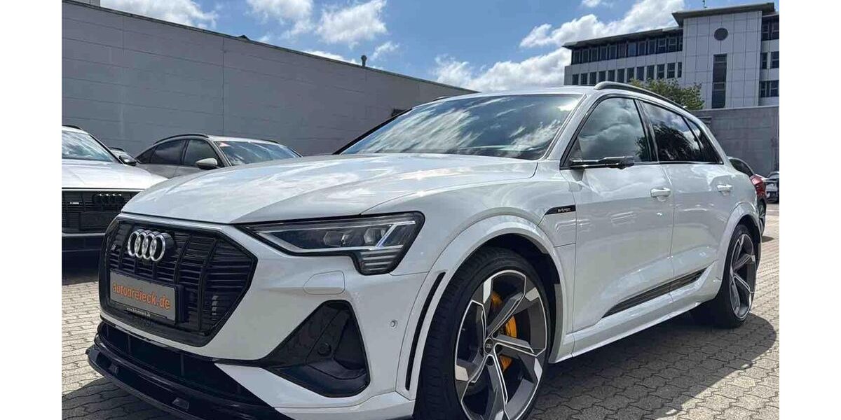 Audi e-tron 98.725 km 36.950 &euro; Hamburg 22047