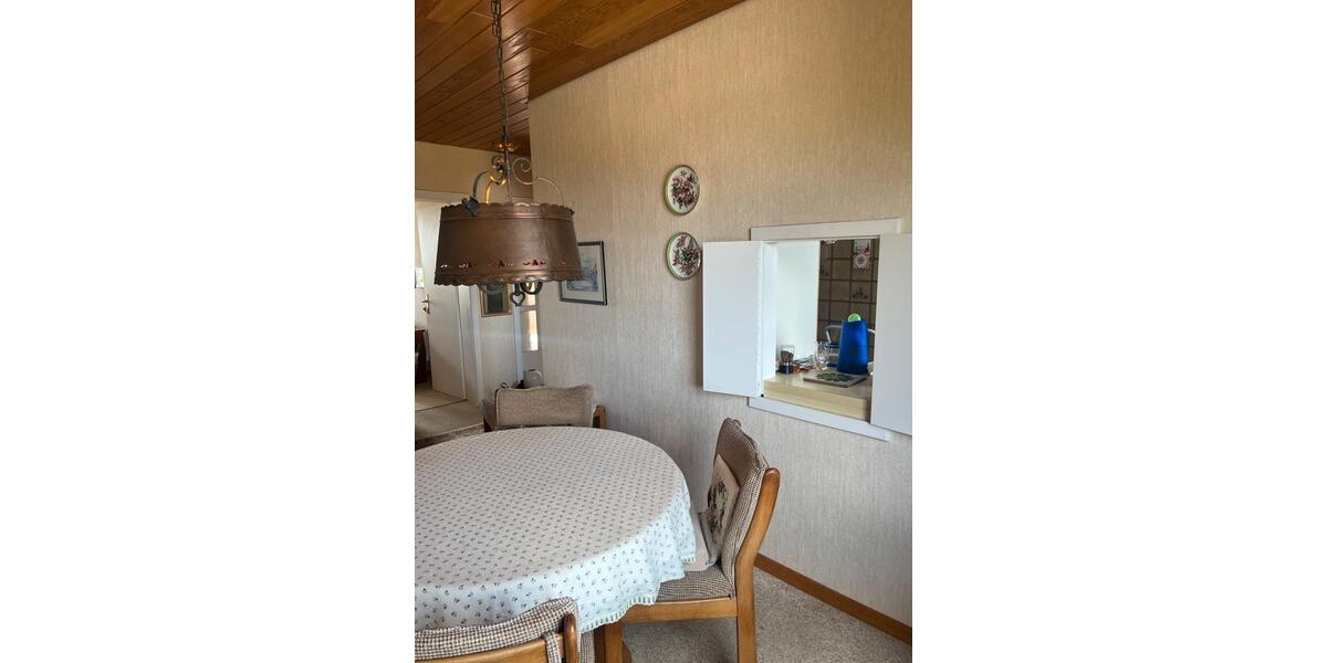 Dachgeschoßwohnung Halstenbek - 4 Zimmer, 93 m&sup2;, 270.000&euro; | Angebot:26517560