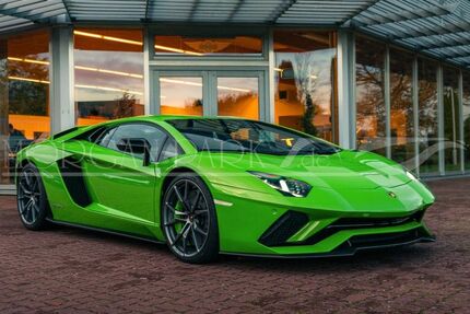 Lamborghini Aventador 46.810 km 337.740 € Hamburg-Barsbüttel 22885