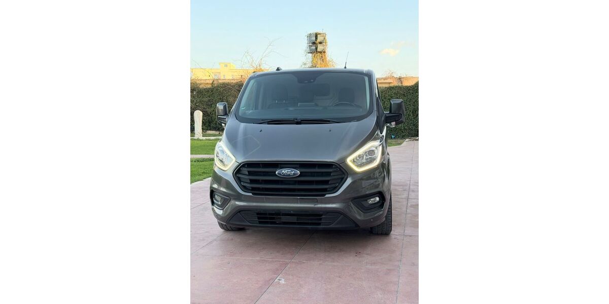 Ford Transit Custom 165.000 km 12.300 &euro; Hamburg 22179