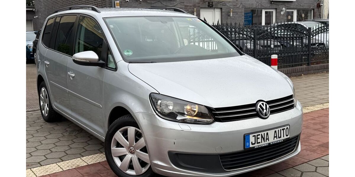 VW Touran 137.605 km 9.490 &euro; Hamburg 22149