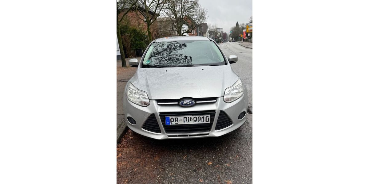Ford Focus 212.215 km 5.199 &euro; Ahrensburg 22926