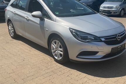 Opel Astra 138.400 km 7.499 &euro; Hamburg 21107