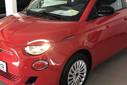 Fiat 500 1.001 km 25.289 € Winsen (Luhe) 21423
