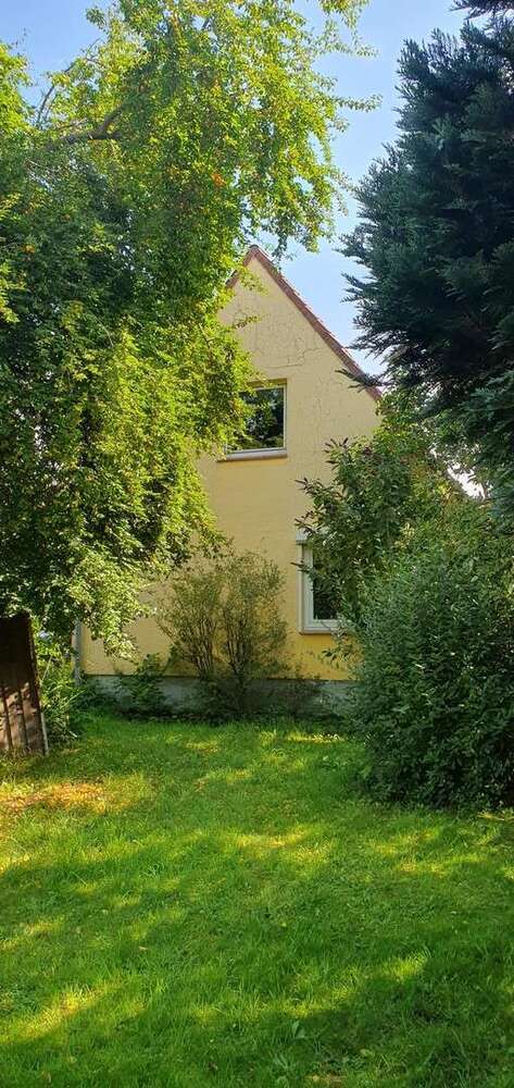 Haus zum Kaufen in Hamburg 180.000 € 63.7 m²