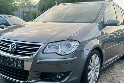 VW Touran 177.000 km 5.500 € Geesthacht 21502