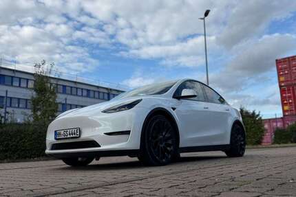 Tesla Model Y 50.000 km 39.990 € Hamburg 22459