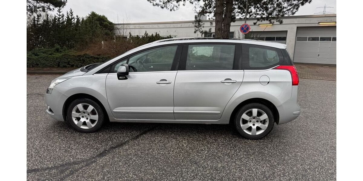 Peugeot 5008 125.623 km 2.390 &euro; Barsbüttel 22885