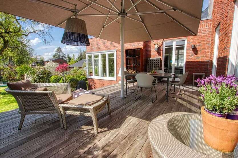 Haus zum Kaufen in Hamburg 1.390.000 € 172.12 m²