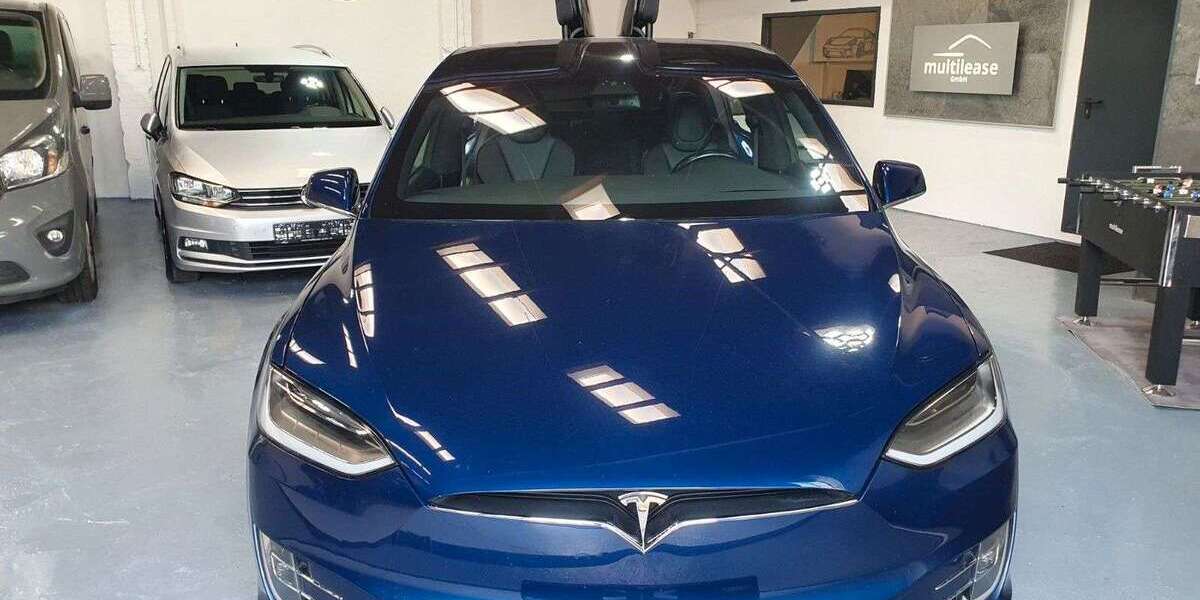 Tesla Model X 149.873 km 27.400 &euro; Hamburg 22529