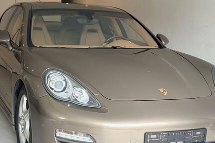 Porsche Panamera 48.000 km 33.890 &euro; Hamburg 22179